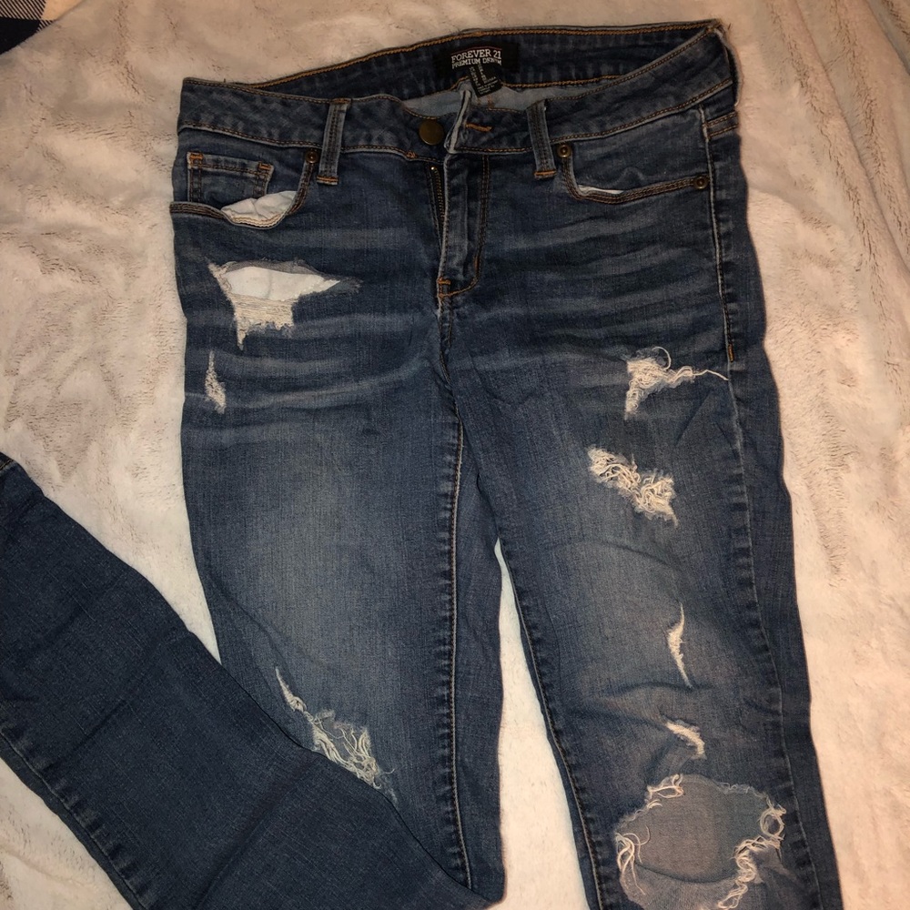 Forever 21 Ripped Jeggings